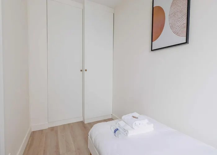 Lejlighed Proche Quai De Seine - 2bdr 3p 16eme Arr Paris